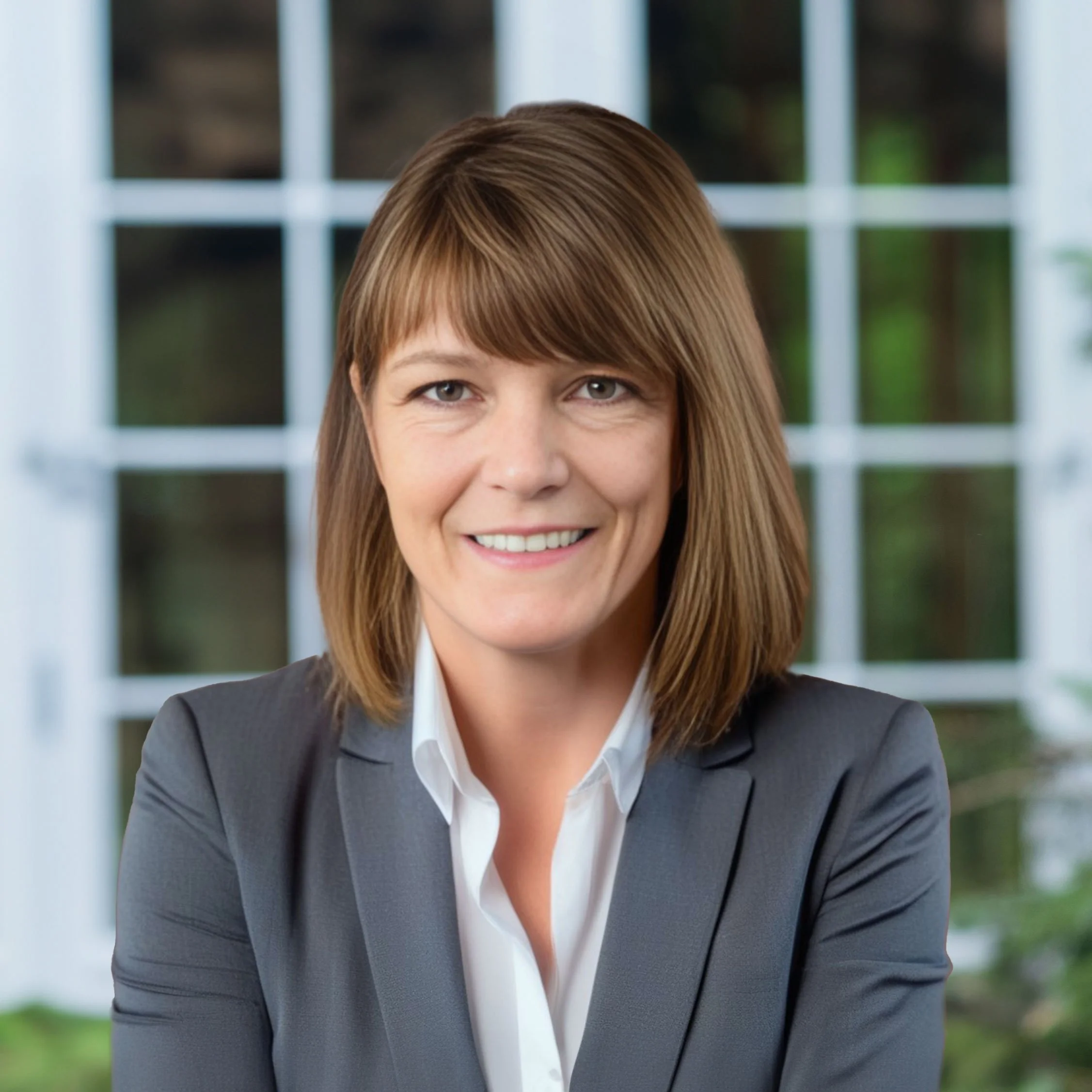 Headshot of Lisa Terry.